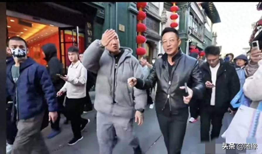 汪小菲让人刮目相看，盛情款待馆长北京行，尽显人情世故